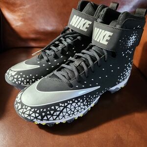 Nike Force Savage Shark